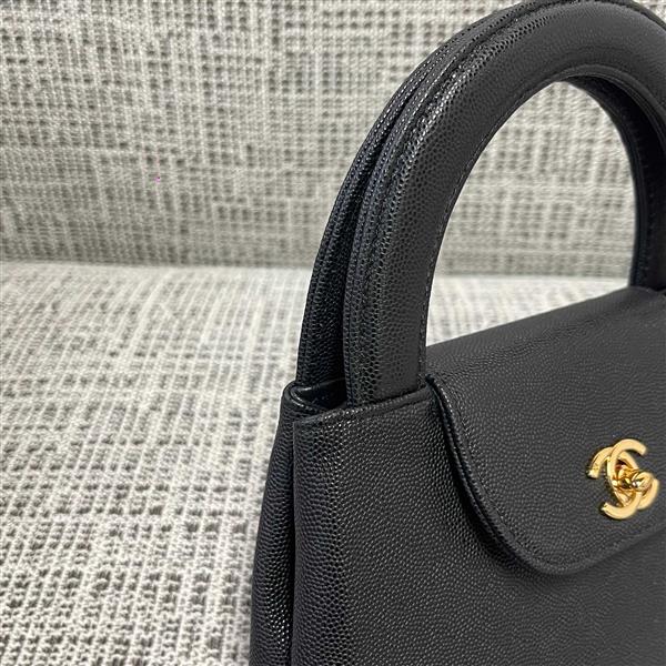 2026127215023745 980